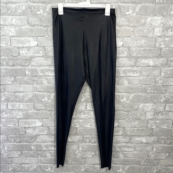 Commando Control Faux Leather Legging - Picture 1 of 6